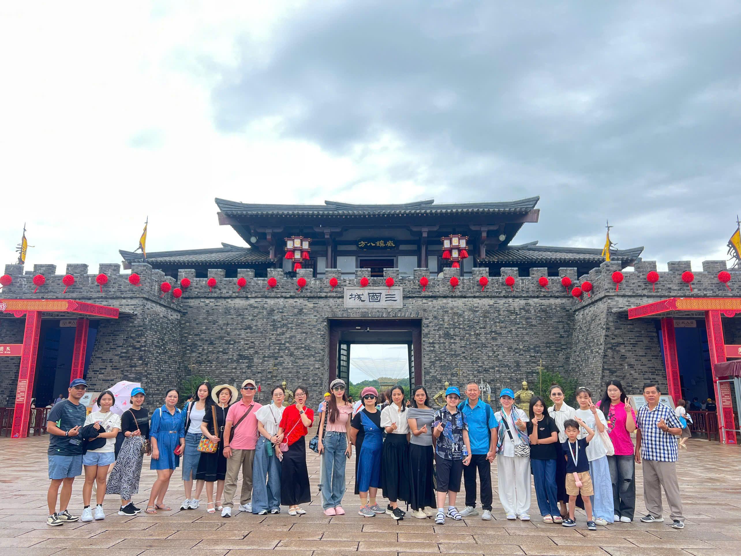 Đoàn Khách Du Lịch Trung Quốc - Vô Tích - Tô Châu - Hàng Châu - Ô Trấn - [18/06/2025] - Tour khách đoàn Fresh Travel